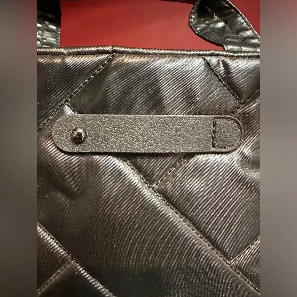 Lug NWOT Dual Handle Jitterbug Crossbody Tote Black Metallic Multiple Pockets